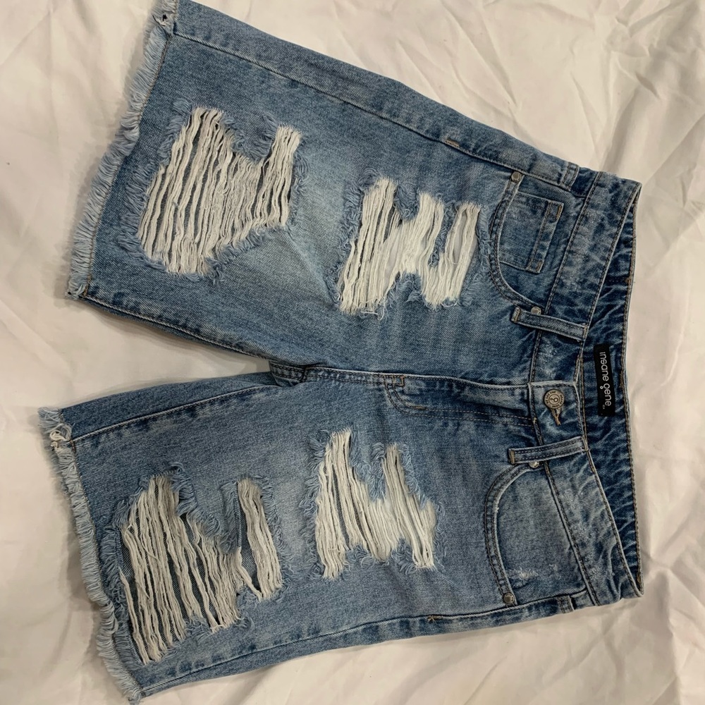 Distressed shorts